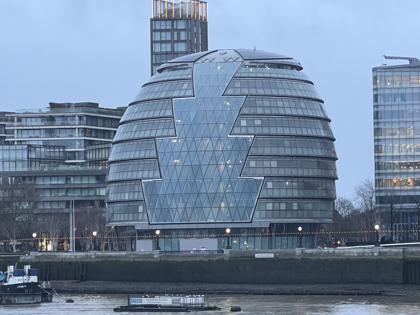 Actually I think it’s the Mayor’s offices, but this rounded building looks like a Sontaran helmet from Doctor Who when viewed from across the Thames near the Tower of London.